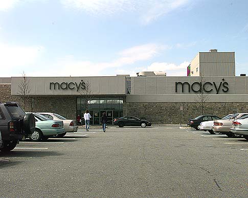 Contact information, hours, directions to Garden State Plaza Mall in Paramus 